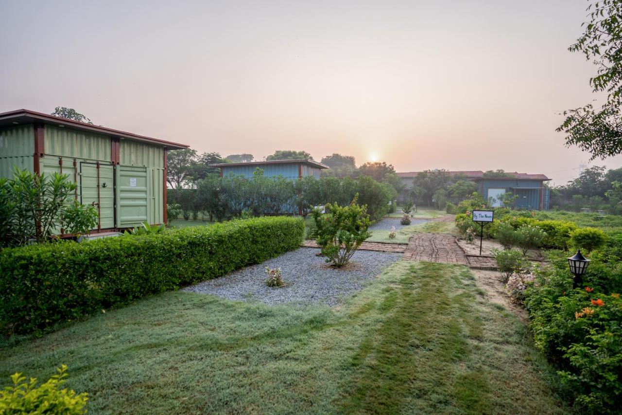 Tree Of Life Ecotainers Agra Hotell Agra  Exteriör bild