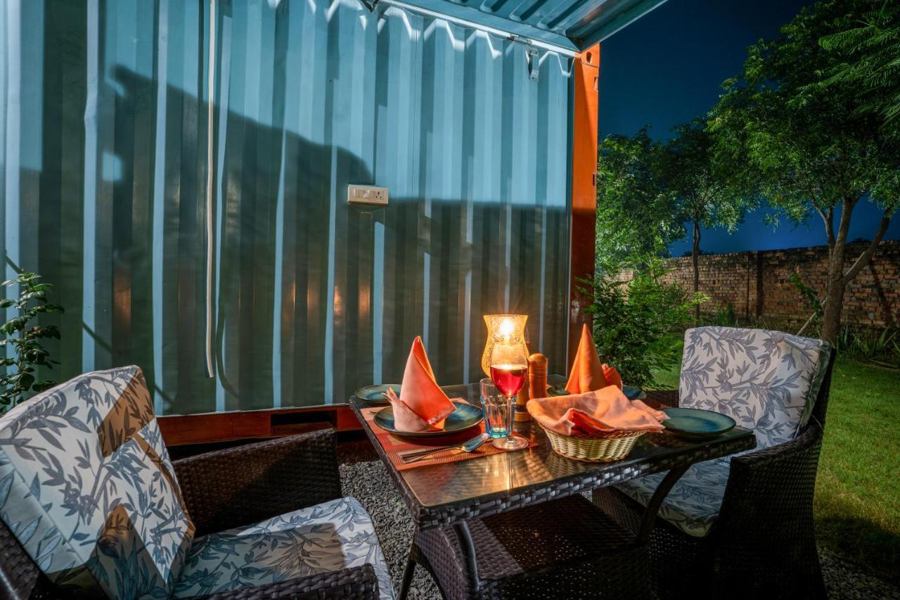 Tree Of Life Ecotainers Agra Hotell Agra  Exteriör bild