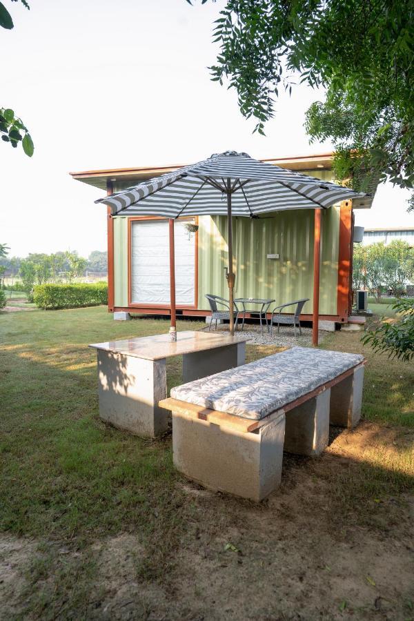 Tree Of Life Ecotainers Agra Hotell Agra  Exteriör bild