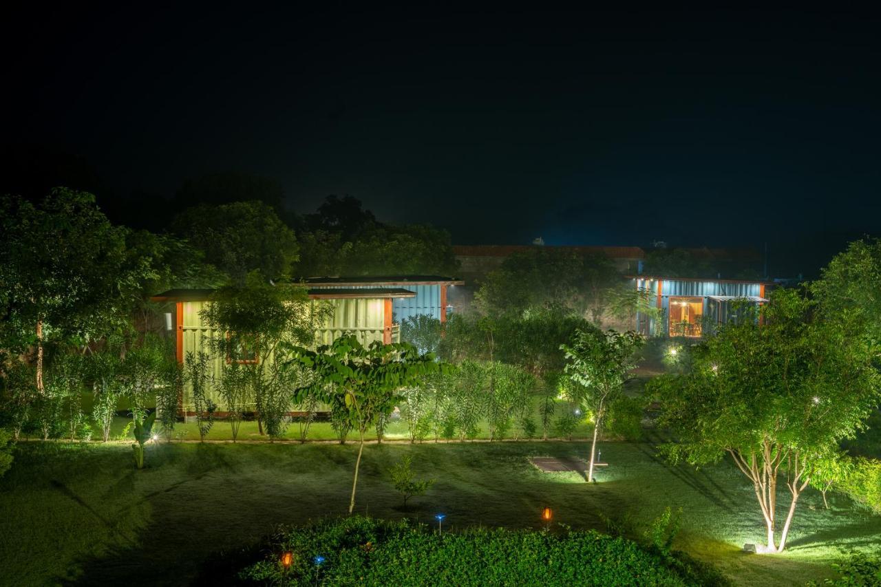 Tree Of Life Ecotainers Agra Hotell Agra  Exteriör bild